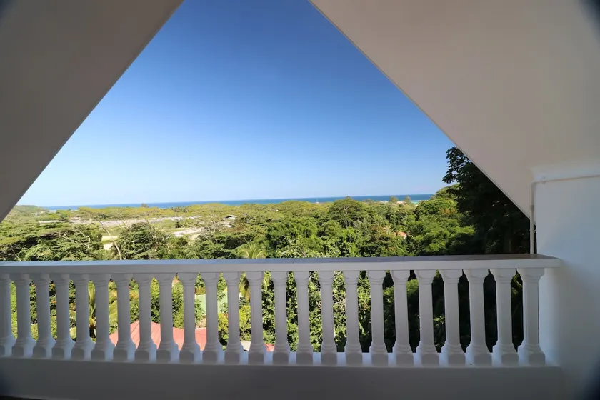Le Ronce Villa - Image 1