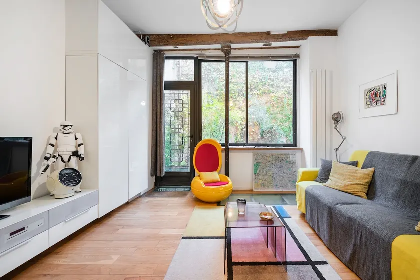 Beautiful Design Loft 47 m2, ground floor, very quiet passage - Image 1