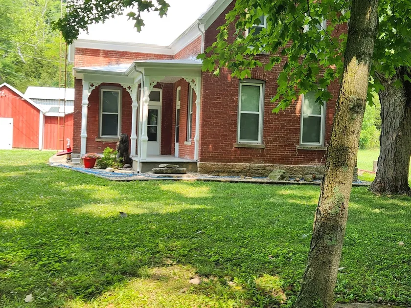Historic Farmhouse@Happy Valley - Image 1