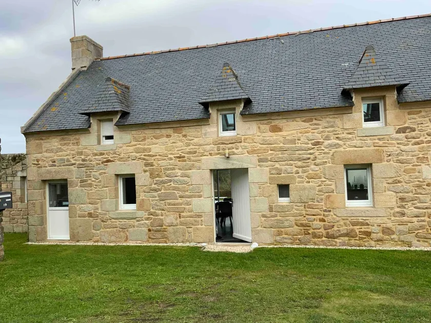La Maison TY TRAON - 500 meters from the beach - Image 1