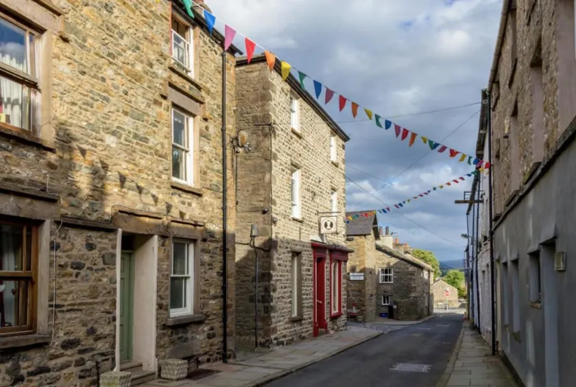 Sedbergh Penthouse - KingBed - Tv - Wifi - Image 1