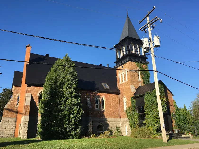 The Church near Old Québec - Image 1