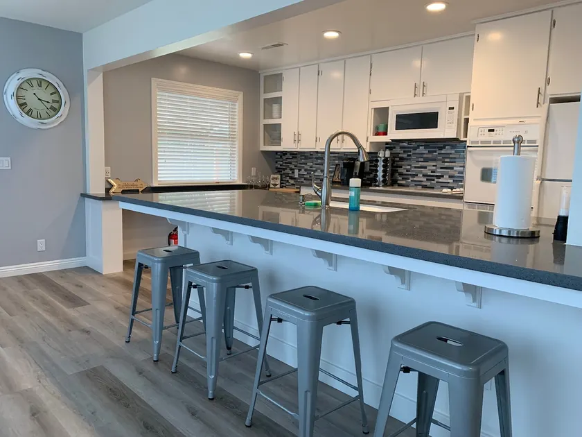 Centrally located New remodel home in sacramento - Image 1
