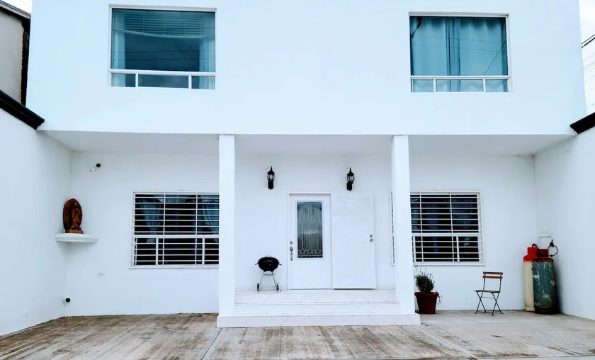 Casa Isabel - Image 1