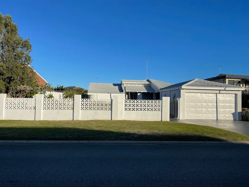 ⭐️ Beach ⭐️ Playground ⭐️ Pets ⭐️ All 100 metres away⭐️ - Image 1