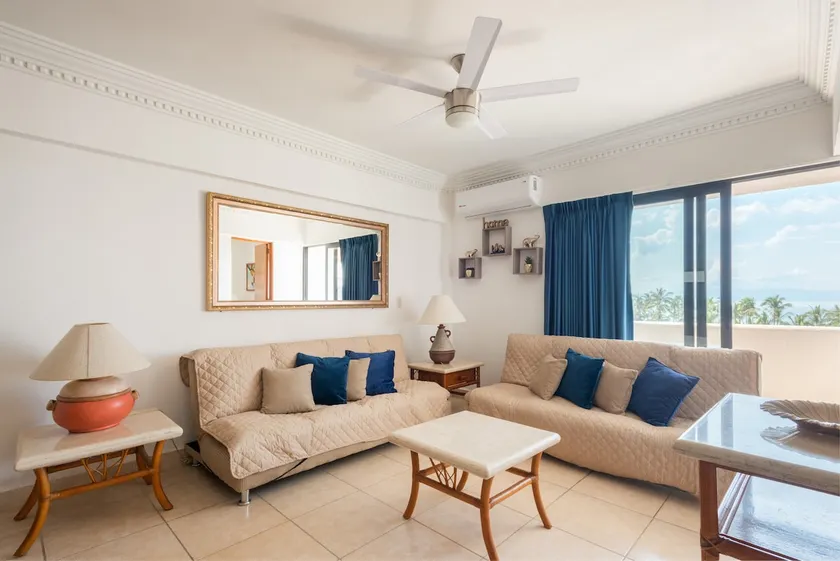 COMFORTABLE APARTMENT 5 FLOOR NUEVO VALLARTA AT THE BEACH - Image 1