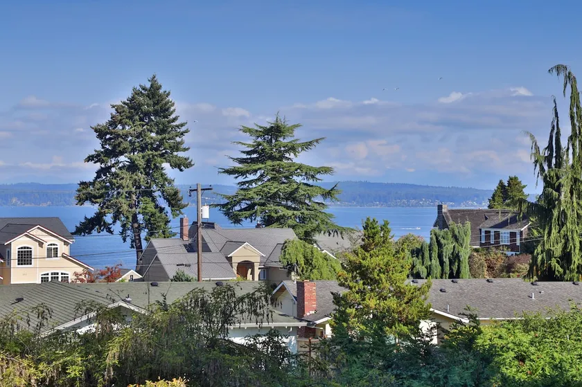 Park- like setting with Amazing Views - Image 1