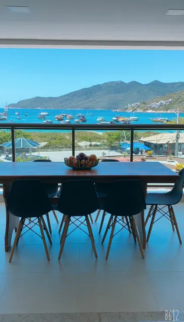 Oceanfront apartment in a beachfront resort - Image 1