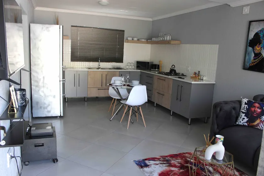 Homely Escapes - Image 1