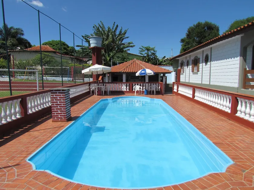 Farmhouse with swimming pool + barbecue + soccer field + Wi-Fi - Image 1