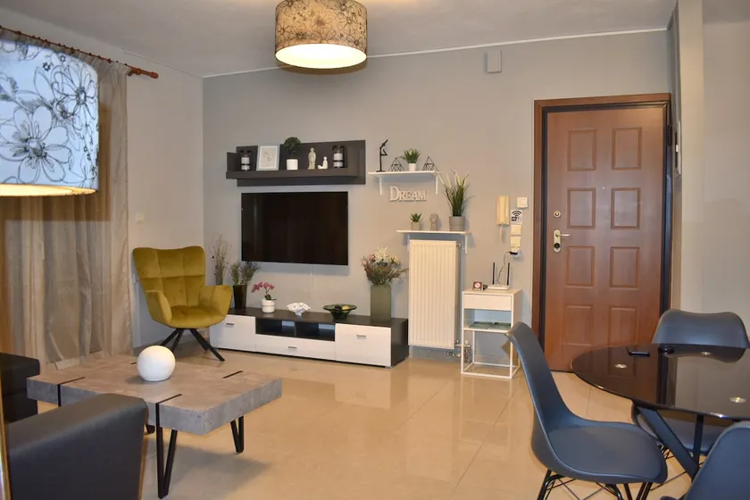 Amazing Apartment - Image 1