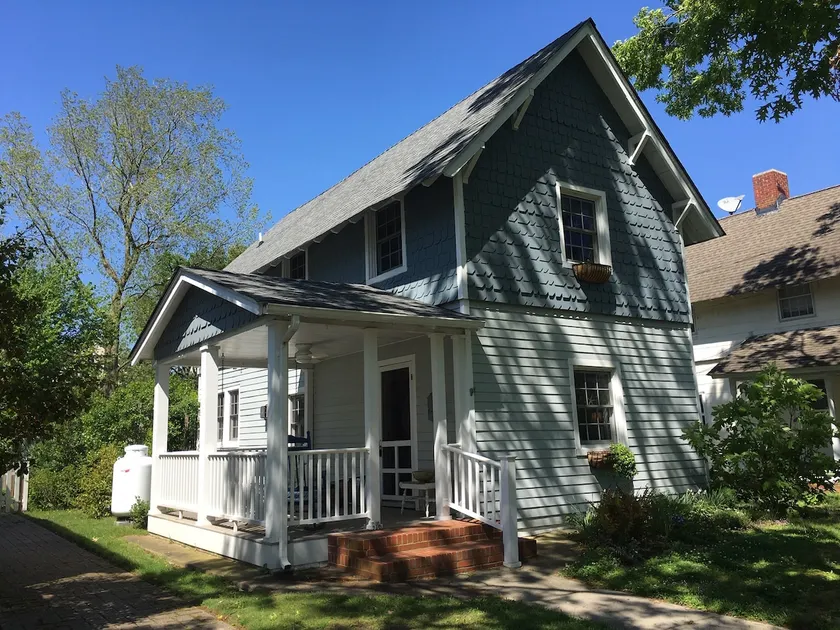 Bay Breeze on Tazewell (Sun-Sun rental June-Aug.) - Image 1