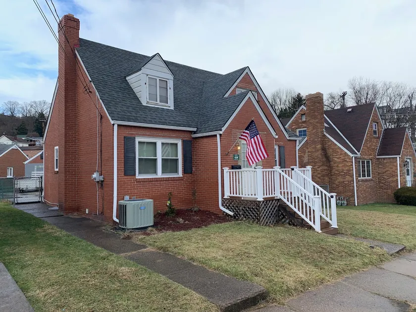 Spacious 3 Bedroom in a Convenient Location - Image 1