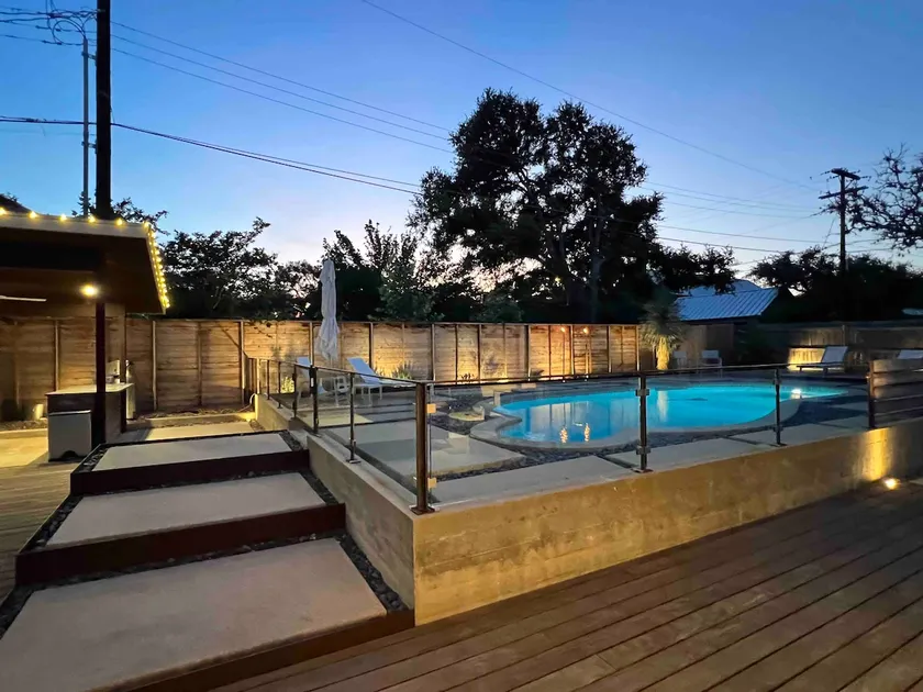 Westlake Luxe Oasis 4B–Pool/Cold Plunge/Sauna/Gym - Image 1