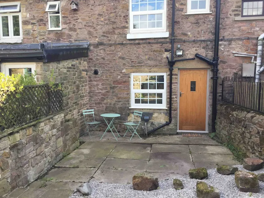 Country Retreat - Image 1