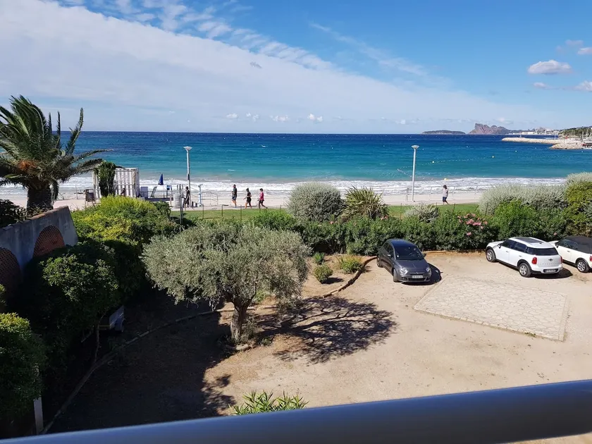 Appartement devant la plage, superbe vue mer et terrasse 🏖️🏖️🏖️ - Image 1