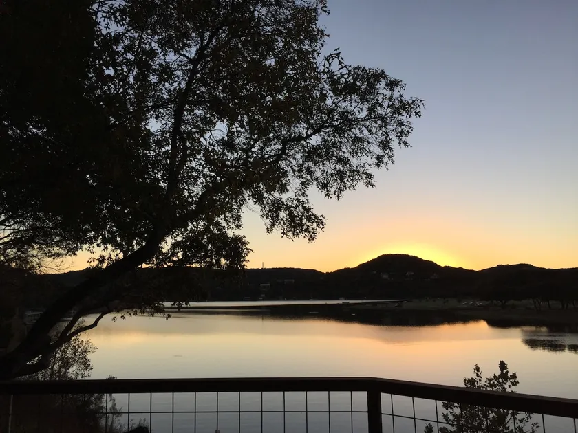 Lake Travis Sunset House - Image 1