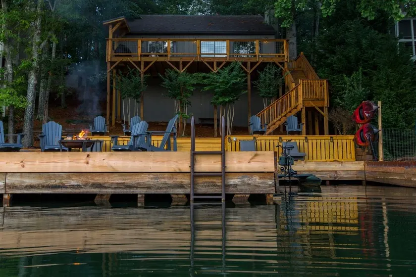 Lake Arrowhead Luksus Lakefront Cottage - Massiv Dock-bedste udsigt på søen - Image 1