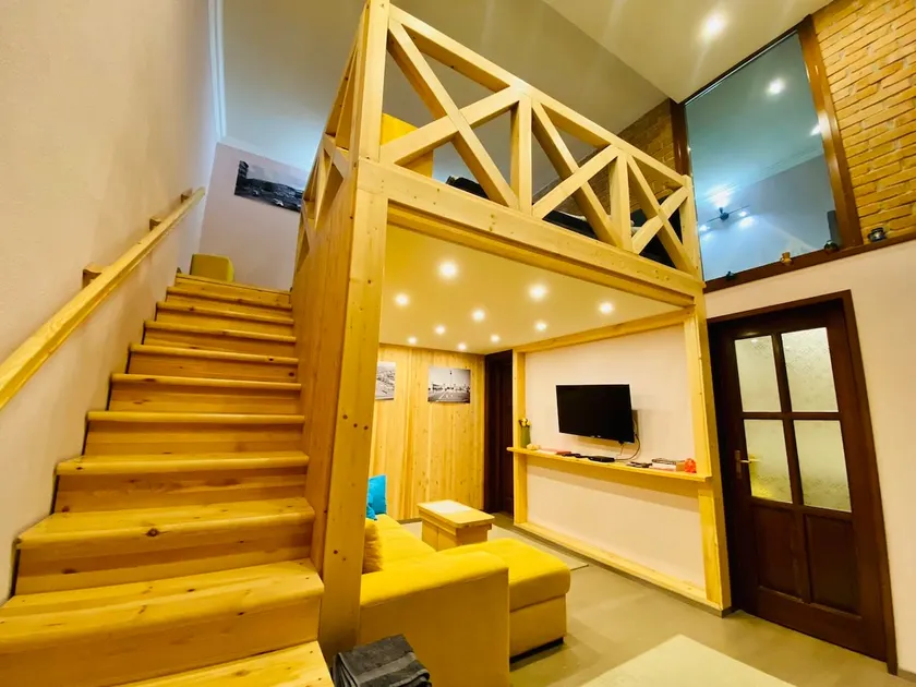 Cozy Quality Flat - Image 1