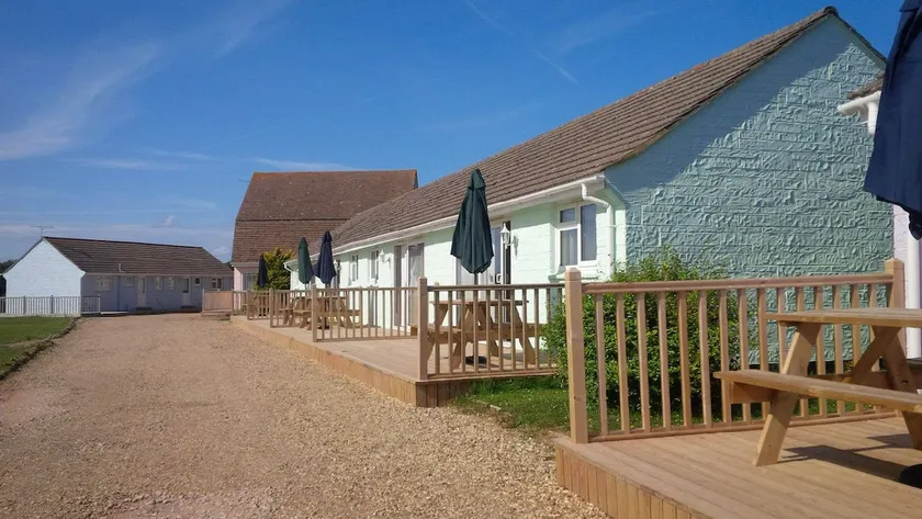 Seaview Holidays - Premier 2 Bedroom Cottage - Image 1