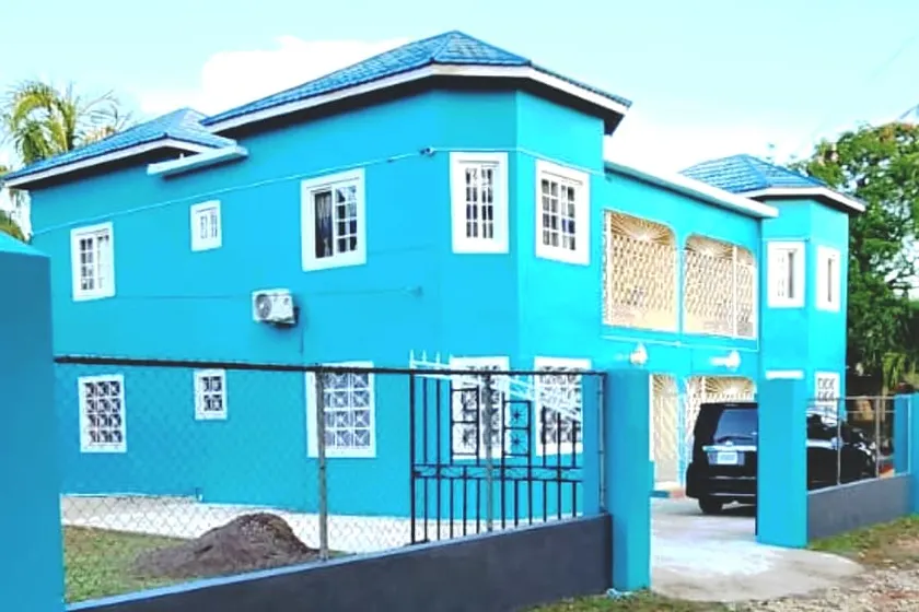 Summaz Place - Image 1
