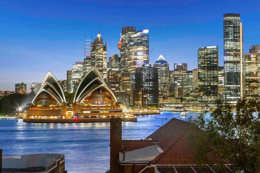 Spacious Kirribilli Penthouse - Spectacular Views - Image 1