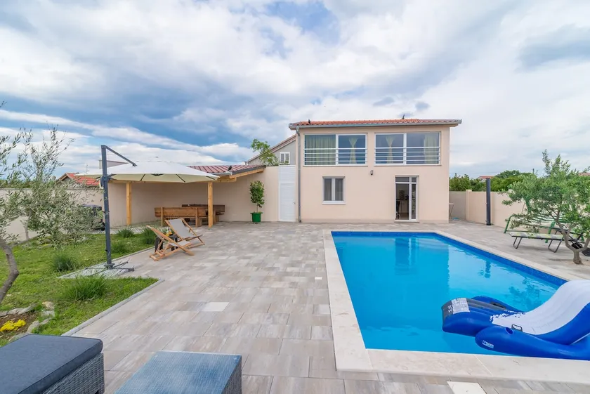 Holyday cottage with 3 bedrooms - Image 1