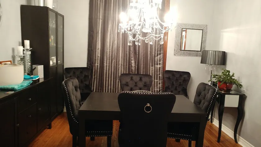 Brantford Bling Executive Suite in a Heritage Home - Image 1