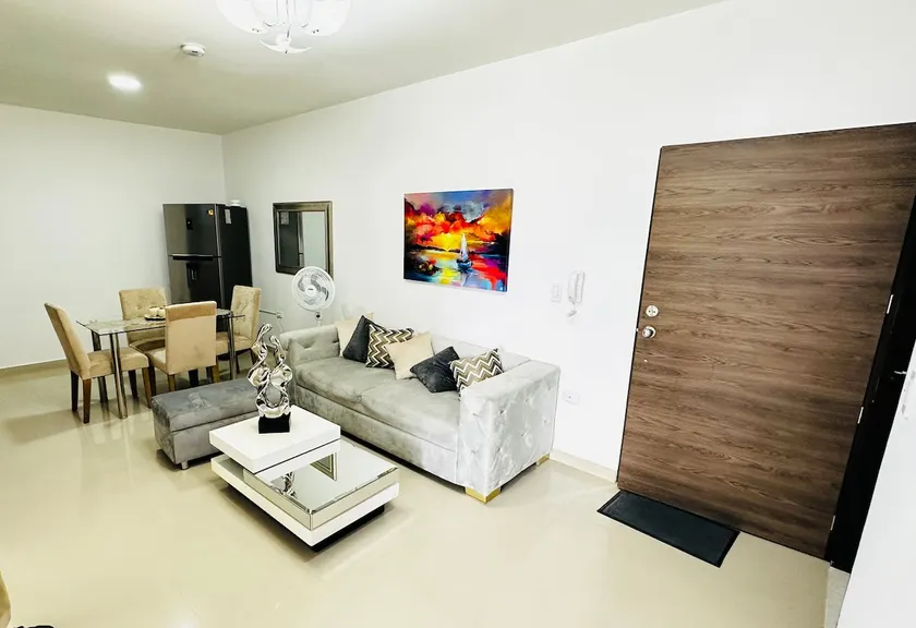 Apt. 202 with double parking and Full Aire - Image 1
