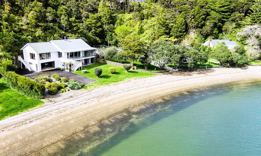 Woodies Retreat - Image 1
