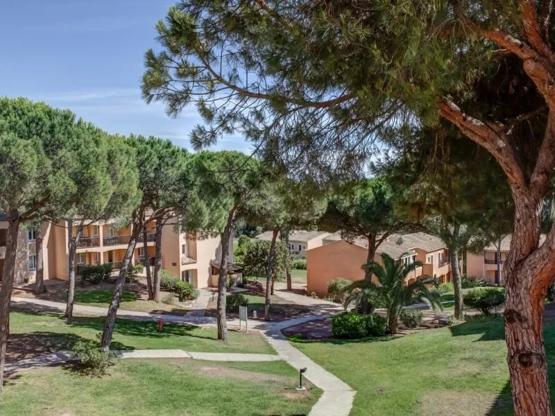 Apartment in the heart of the Valescure golf courses - Image 1
