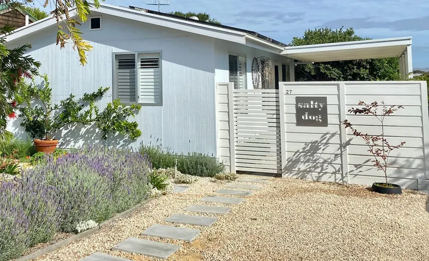 Salty Dog. Cheerful and Cosy home in Goolwa. - Image 1