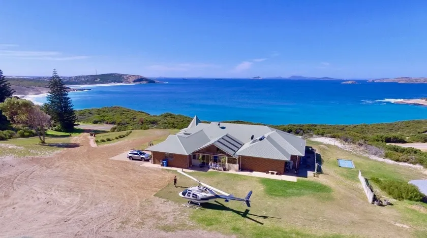 🌺Blue Haven Beach House - Suite I - Image 1