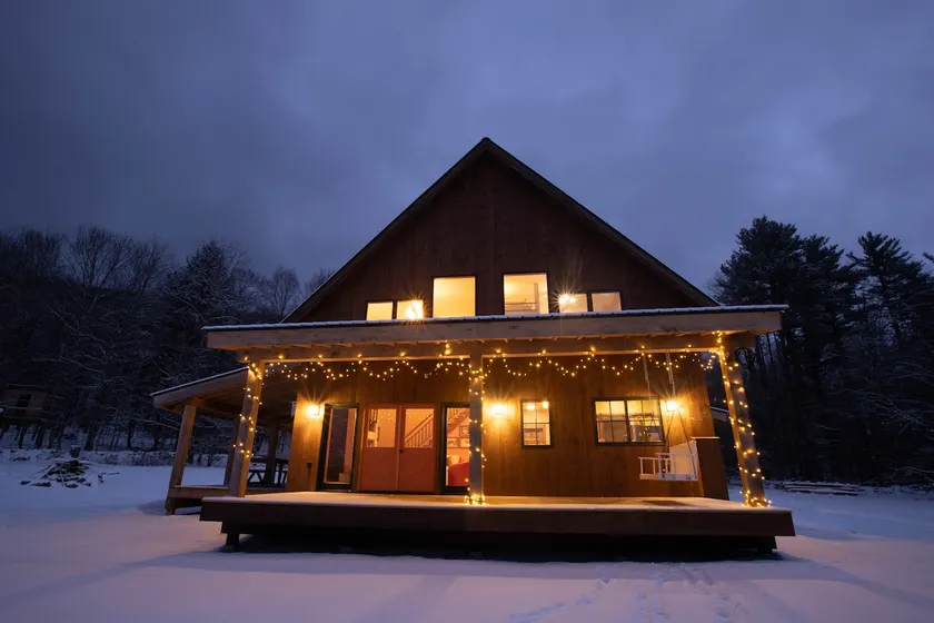Gigi and Pops' Secret Cabin - Image 1
