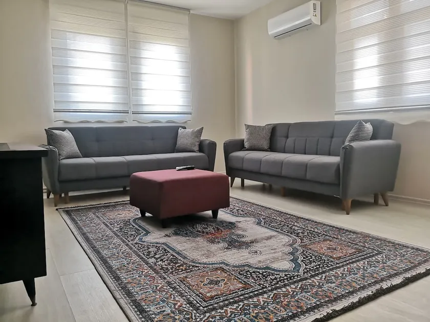 Apartment - Close to Airport - Image 1