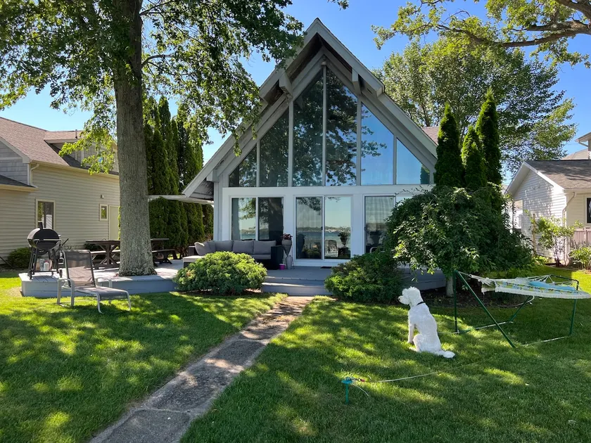 Coldwater Lake Waterfront Cabin - Boat for Rent - Image 1