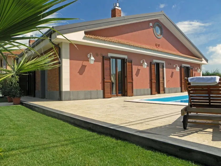 VILLA VITTORIA - Image 1