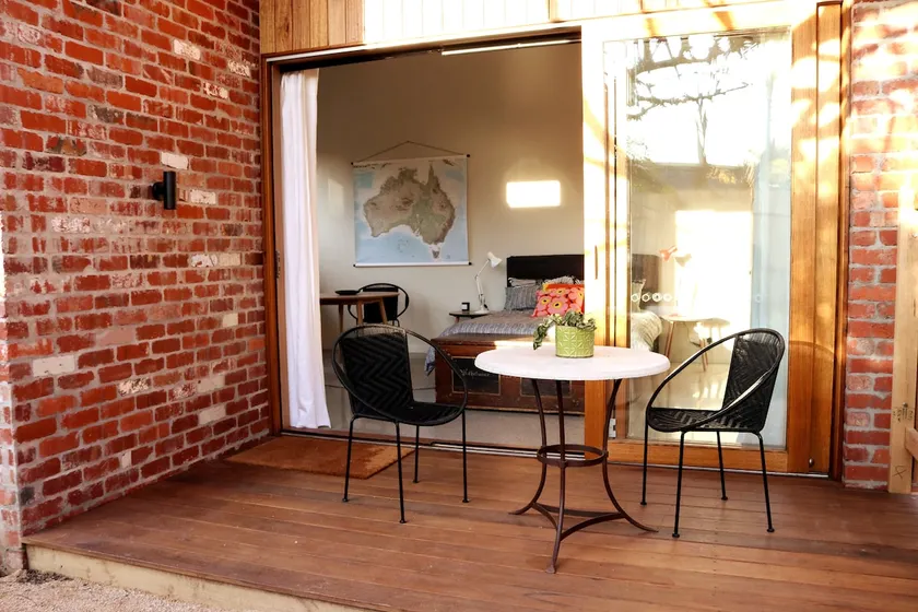 Inner city garden studio in the heart of Footscray - Image 1
