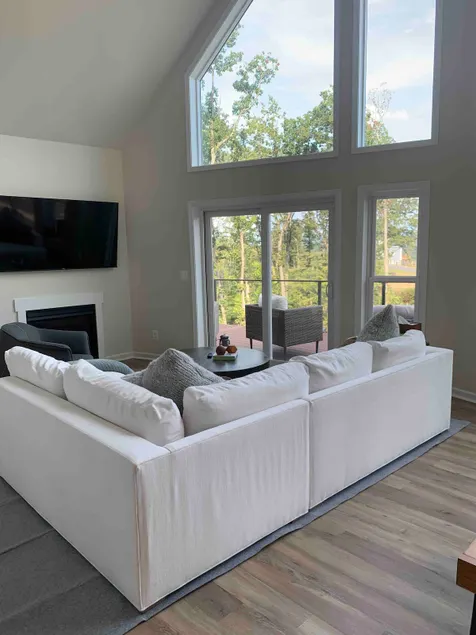 River Retreat-luxury near Skyline Drive-EV charger - Image 1