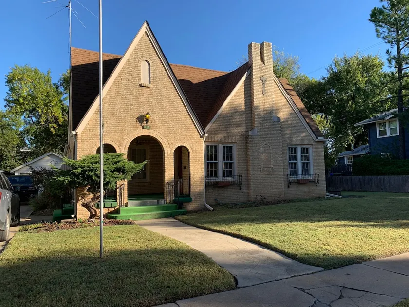 The Keith House ~a historic home near campus~ - Image 1