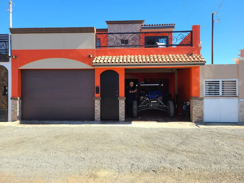 Spacious living in beaches in chapultepec. - Image 1