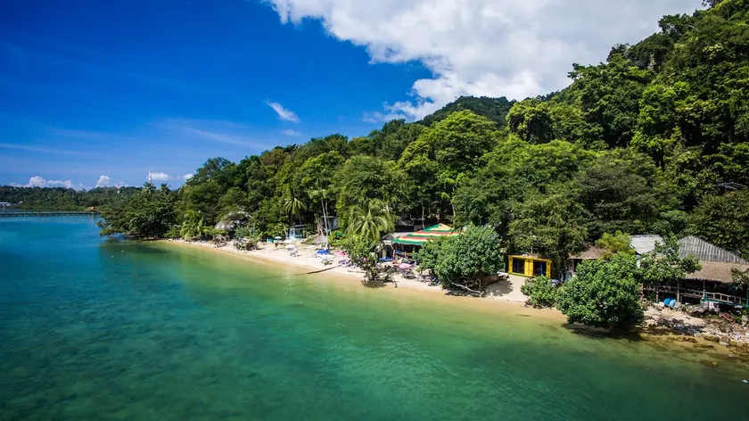 Indie Beach: Tropical kitchen and amazing seaview - Image 1