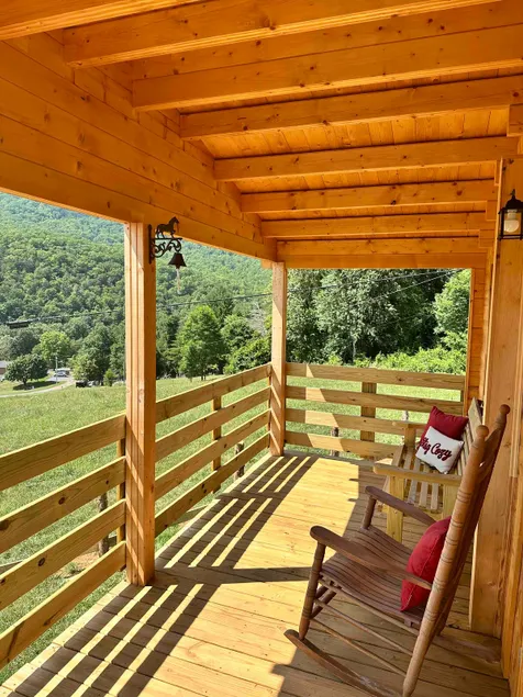 Wood Haven Lodge - Image 1