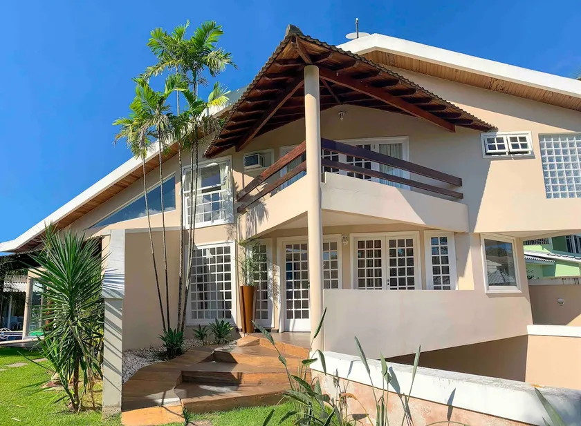 Mansion Temporada - Image 1