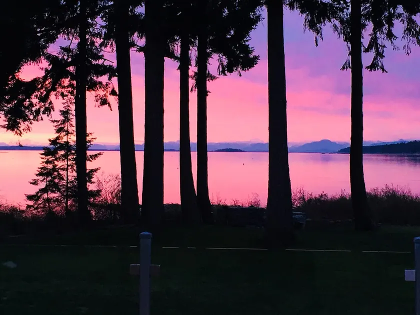 Spektakulära hus vid vattnet nära Courtenay och Comox - Image 1