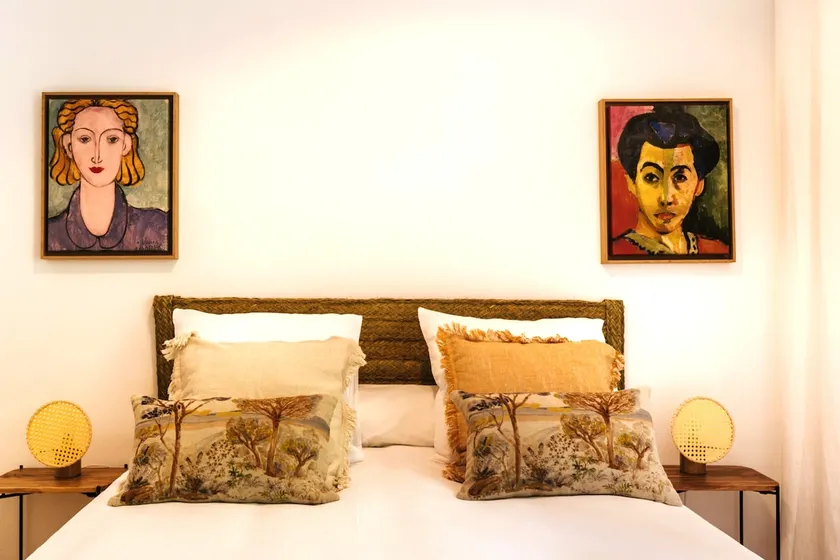 Past meets present in vibrant flat near la SAGRADA - Image 1