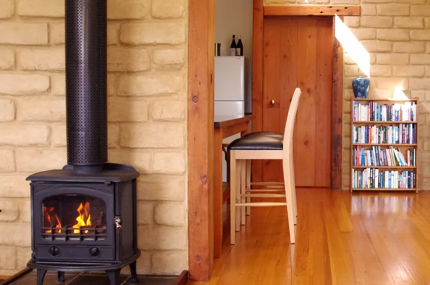 Lyrebird Cottages Mountain Ash Cottage, Yarra Valley - Image 1
