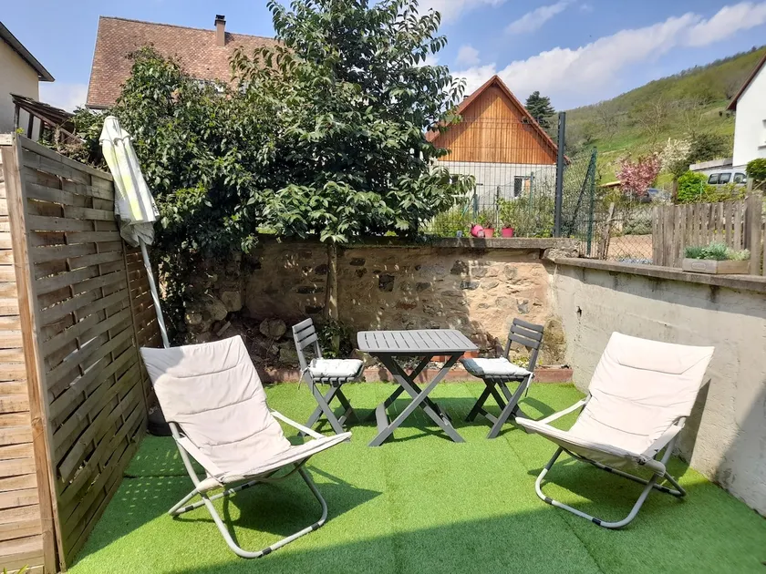 Air-conditioned vacation home with private terrace Wine Route - Image 1