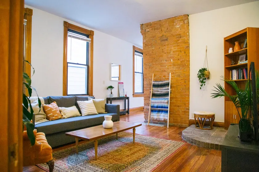 Stylish & Cozy Suite Minutes from Downtown/OTR/UC! - Image 1