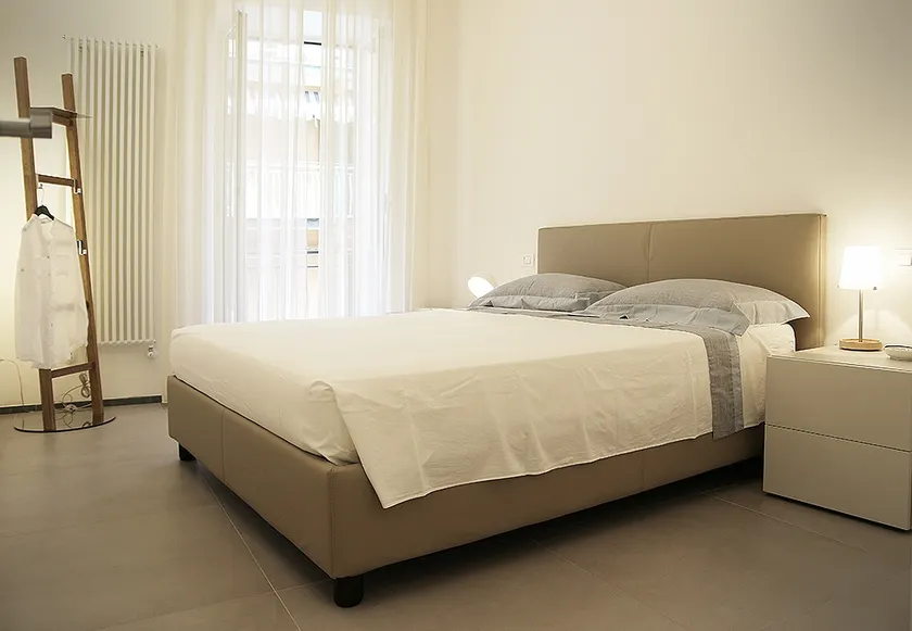 Blue Ocean Apartment - Image 1